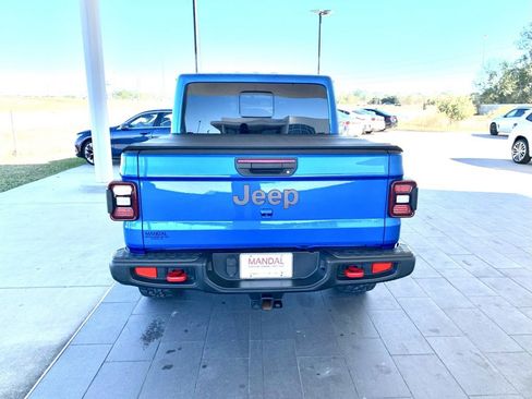 Used 2023 Jeep Gladiator Rubicon image 6