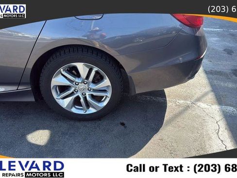 Used 2018 Honda Accord LX image 10