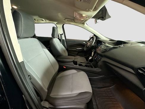 Used 2018 Ford Escape SE image 27