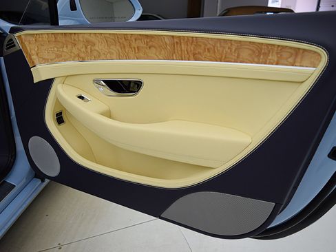 Certified 2023 Bentley Continental GT V8 image 44