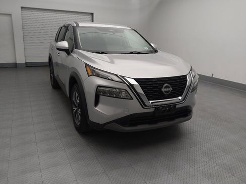 Used 2023 Nissan Rogue SV AWD/4WD image 14