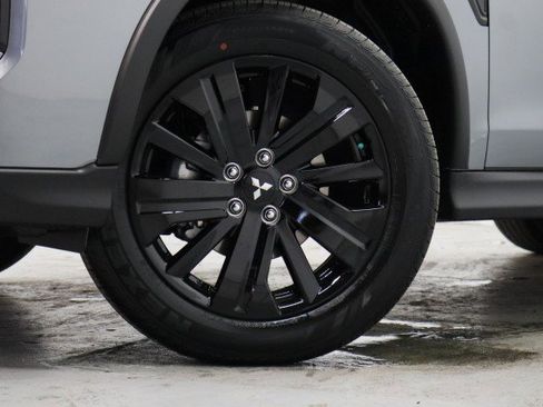 New 2026 Mitsubishi Outlander Sport LE AWD/4WD image 3