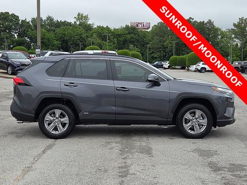 Used 2025 Toyota RAV4 XLE w/ Convenience Package AWD/4WD image 6