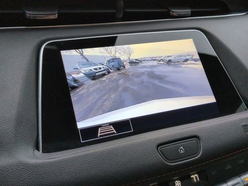 Used 2020 Cadillac XT4 Premium Luxury image 30