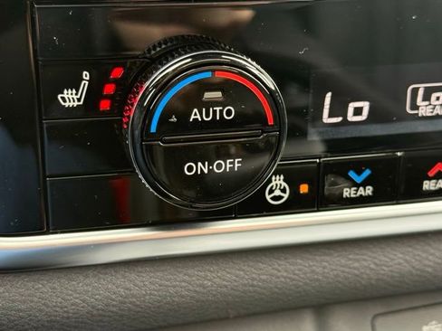 New 2026 Nissan Rogue Platinum w/ Platinum Premium Package image 36