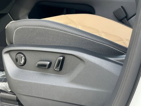 New 2026 Volkswagen Atlas Cross Sport SE image 20