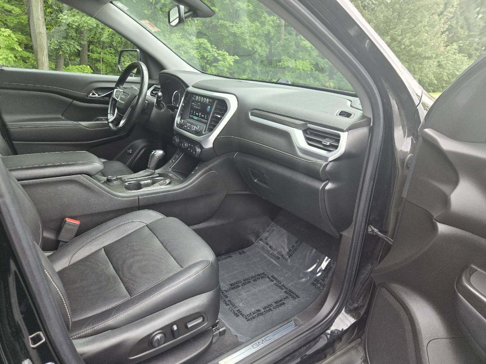 Used 2019 GMC Acadia SLT w/ Black Edition AWD/4WD image 23