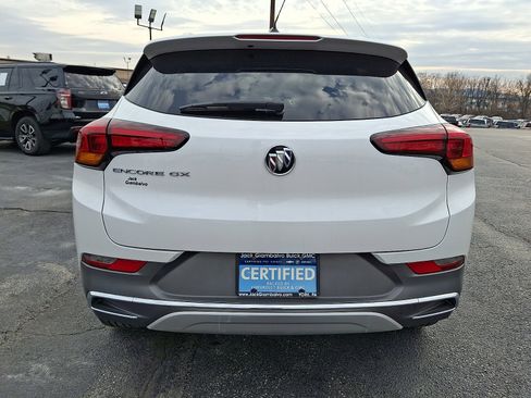 Certified 2023 Buick Encore GX Essence w/ Experience Buick Package image 8