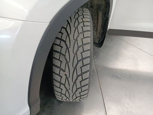 Used 2019 Toyota Highlander XLE image 8