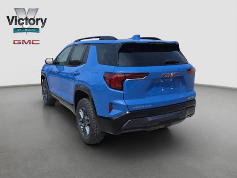 New 2026 GMC Terrain AT4 w/ LPO, Black Badging Package AWD/4WD image 15