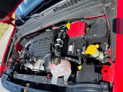 Certified 2022 Jeep Renegade Sport AWD/4WD image 48