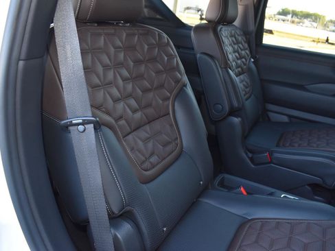 New 2026 Nissan Armada Platinum image 51