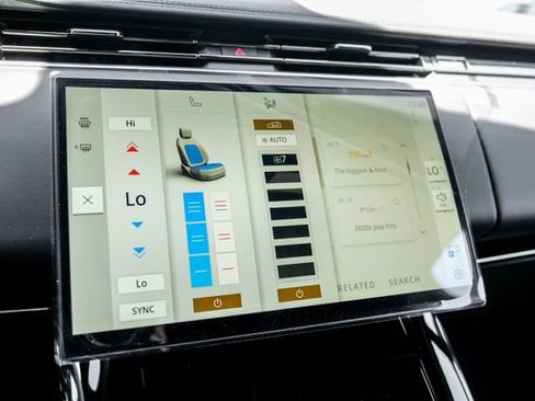 New 2026 Land Rover Range Rover Sport SE AWD/4WD image 32