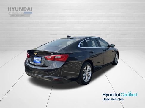 Used 2023 Chevrolet Malibu LT FWD image 3