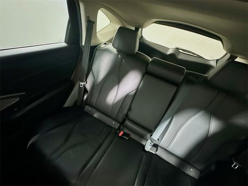Used 2020 Acura RDX w/ Technology Package image 11