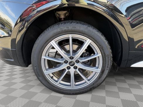 Used 2023 Audi SQ5 Premium Plus w/ Premium Plus Package image 9