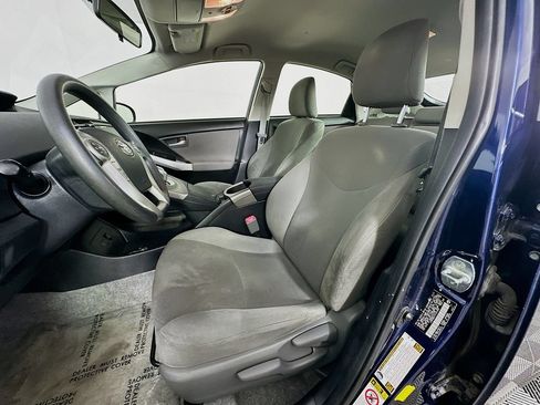 Used 2013 Toyota Prius Two FWD image 19