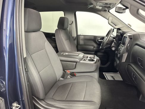 Used 2020 Chevrolet Silverado 1500 Custom Trail Boss w/ Custom Convenience Package AWD/4WD image 21