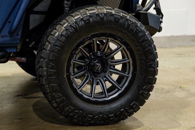 Used 2025 Jeep Wrangler Unlimited Rubicon w/ Safety Group AWD/4WD image 34