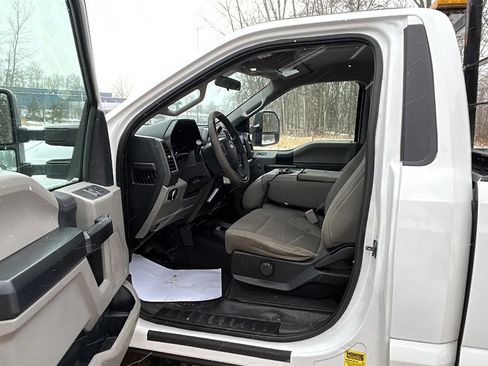 Used 2017 Ford F250 XL w/ STX Appearance Package image 29