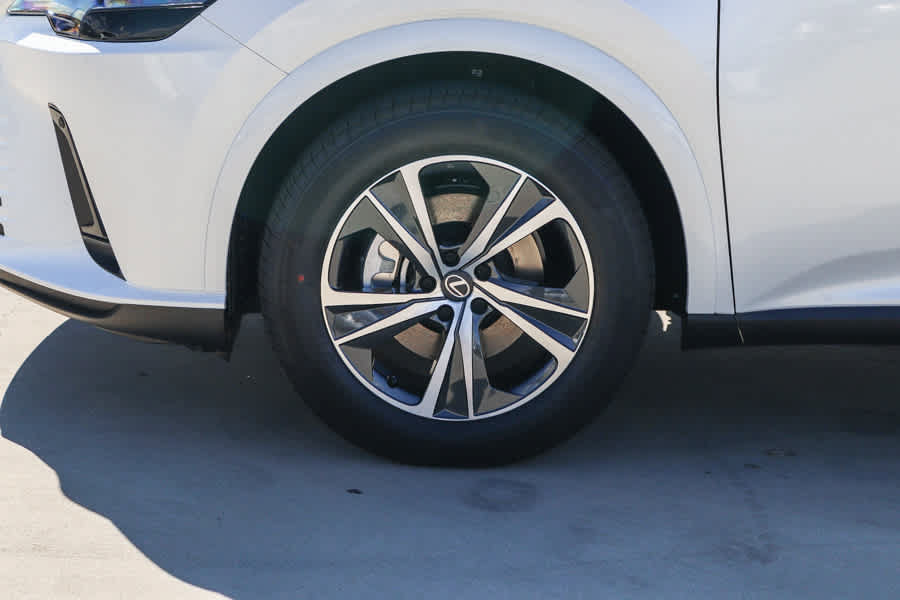 New 2026 Lexus RX 350 FWD w/ Accessory Package (2T) image 11