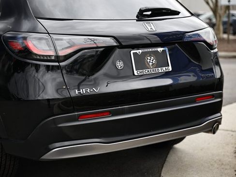 Used 2024 Honda HR-V Sport image 8