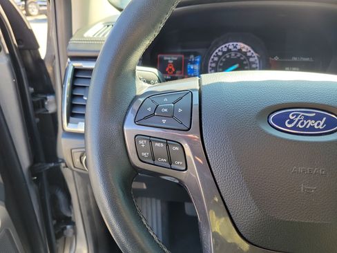 Used 2021 Ford Ranger Lariat w/ Trailer Tow Package image 12