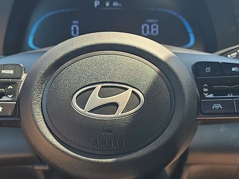 Certified 2025 Hyundai Elantra Sport FWD image 12