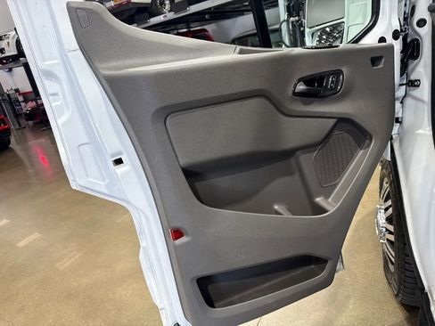 Used 2023 Ford Transit 150 Low Roof AWD image 16
