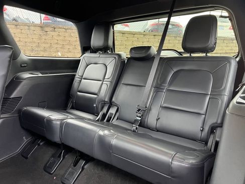 Used 2024 Lincoln Navigator Reserve image 7