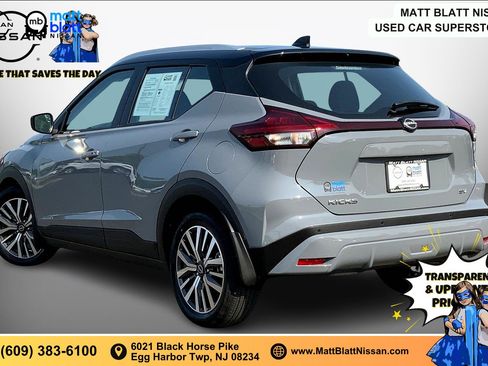 Used 2023 Nissan Kicks SV FWD image 11