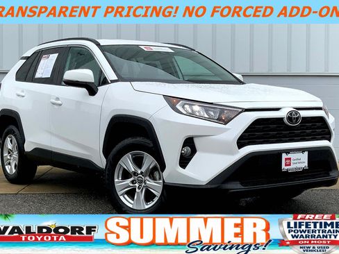 Used 2021 Toyota RAV4 XLE FWD image 1