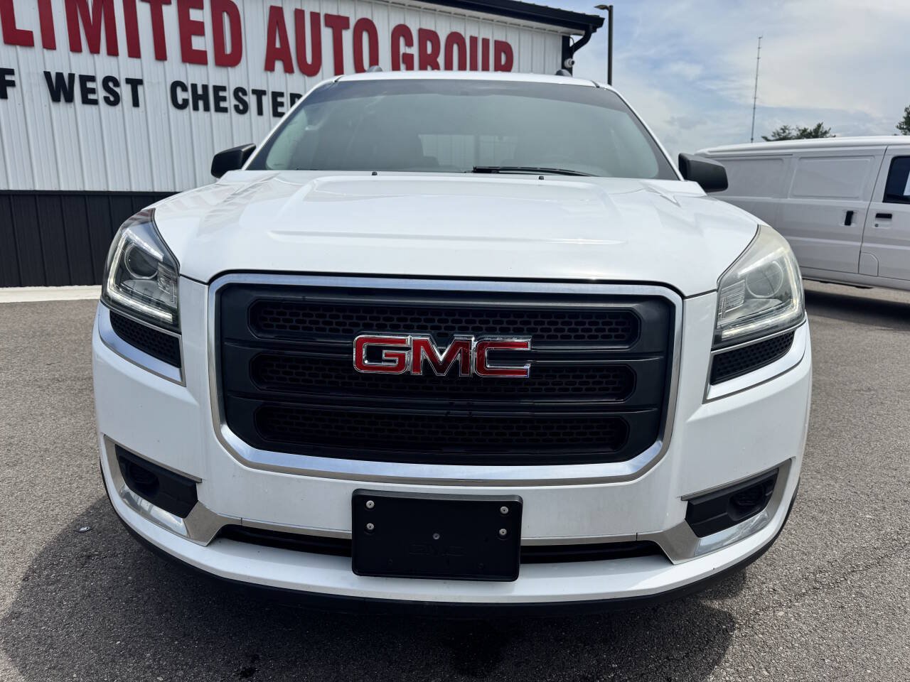 Used 2016 GMC Acadia SLE AWD/4WD image 3