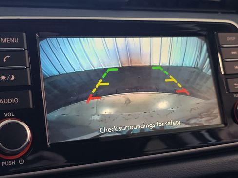 Used 2025 Nissan Versa SV FWD image 20