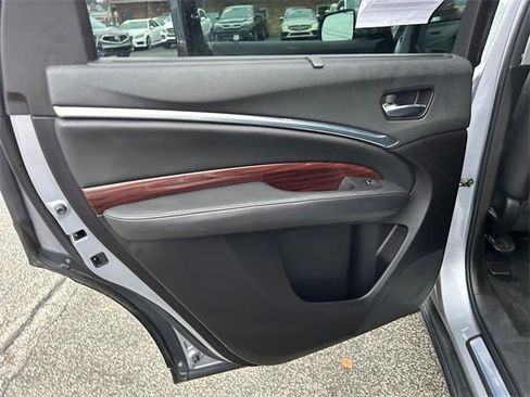 Used 2016 Acura MDX SH-AWD image 13
