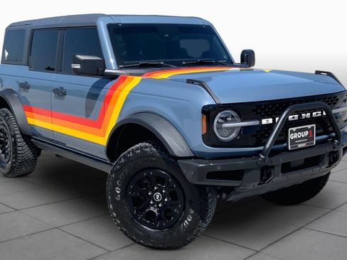 Used 2023 Ford Bronco Wildtrak AWD/4WD image 3