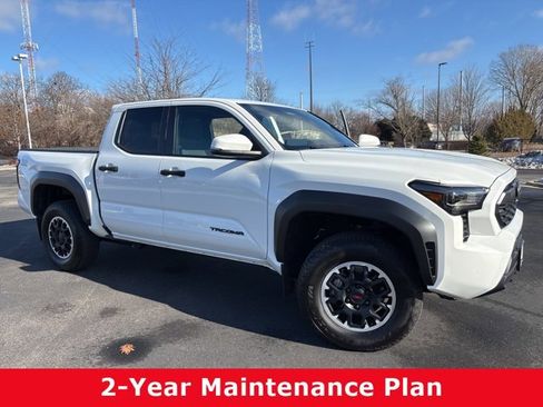 Used 2024 Toyota Tacoma TRD Off-Road image 1
