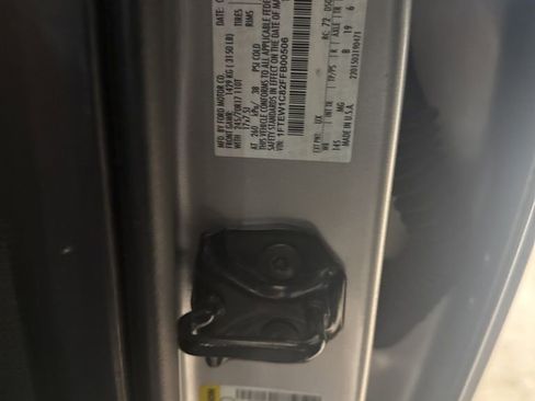 Used 2015 Ford F150 XLT image 27