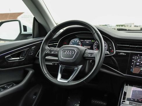 Used 2022 Audi Q8 Premium Plus w/ Premium Plus Package AWD/4WD image 21