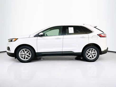 Used 2024 Ford Edge SEL image 4