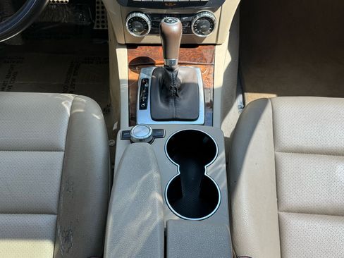 Used 2012 Mercedes-Benz C 250 Sedan image 15