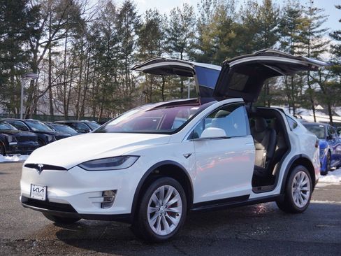 Used 2017 Tesla Model X P100D image 32