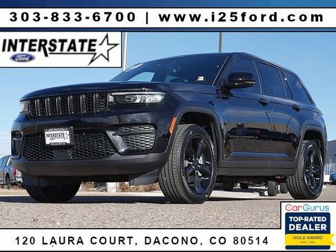 Used 2025 Jeep Grand Cherokee Altitude image 1