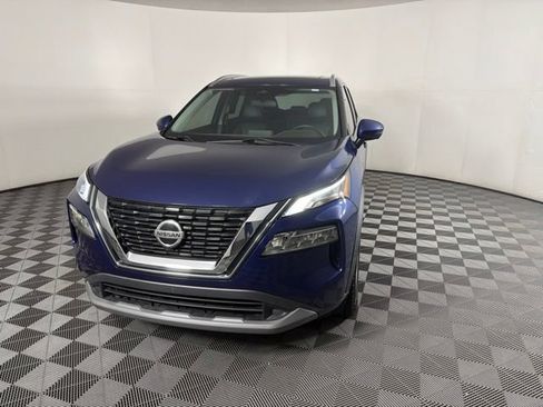 Used 2021 Nissan Rogue SV w/ Premium Package FWD image 24