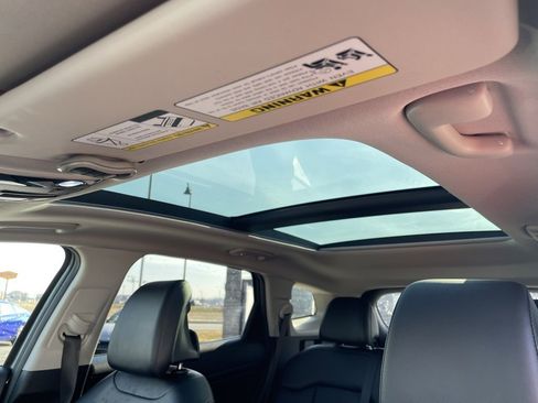 Used 2023 Kia Sportage SX image 25