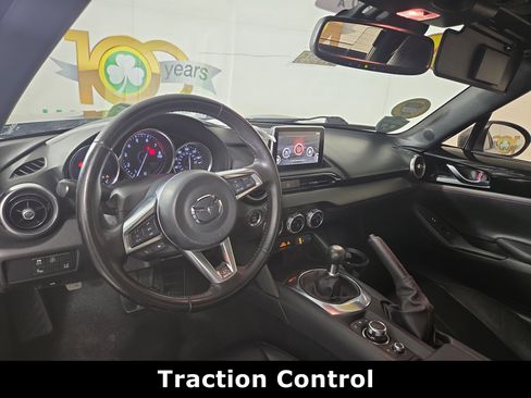 Used 2017 MAZDA MX-5 Miata RF Grand Touring image 12