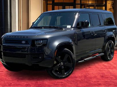 New 2025 Land Rover Defender 130 X-Dynamic SE