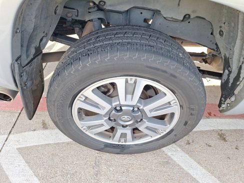 Used 2018 Toyota Tundra 1794 Edition image 11