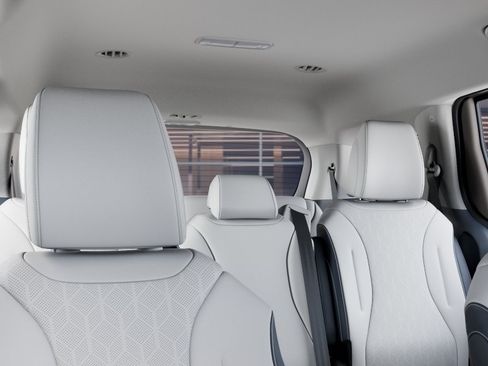 New 2026 Kia Carnival EX FWD image 27