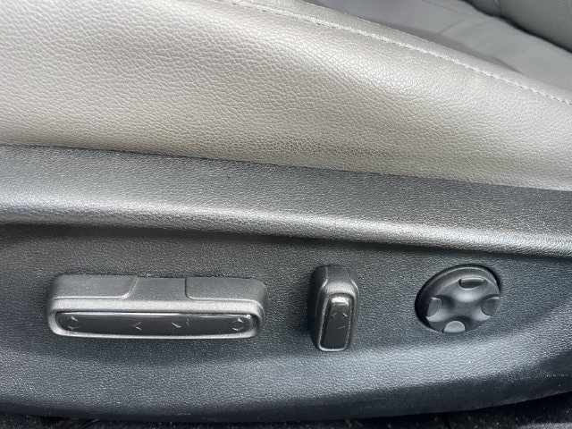 Used 2018 Honda Accord EX-L image 26